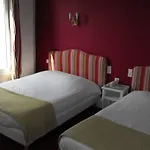 De La Cathedrale Hotel