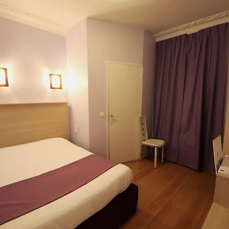 Szálloda De La Cathedrale 2*