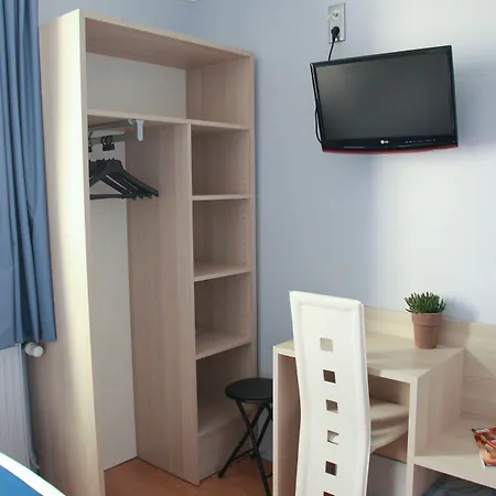 Hotel De La Cathédrale 2*