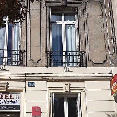 De La Cathedrale