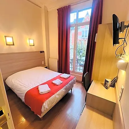 Hotel De La Cathédrale 2*