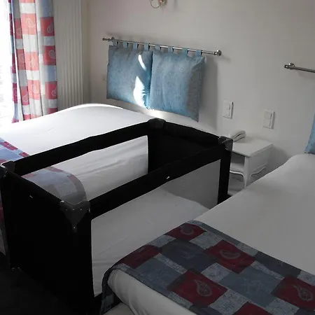 De La Cathedrale Szálloda