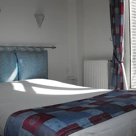 De La Cathedrale Szálloda Reims