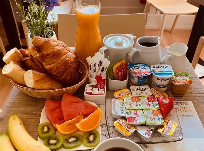 ドゥ ラ カテドラル ホテル ランス