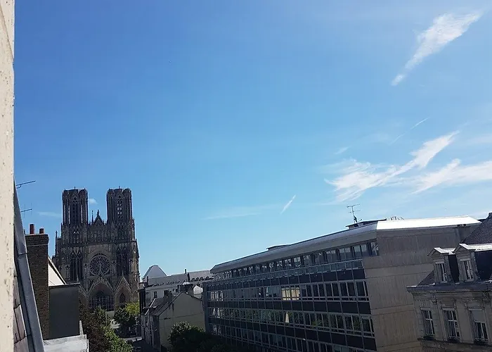 ホテル ドゥ ラ カテドラル ランス