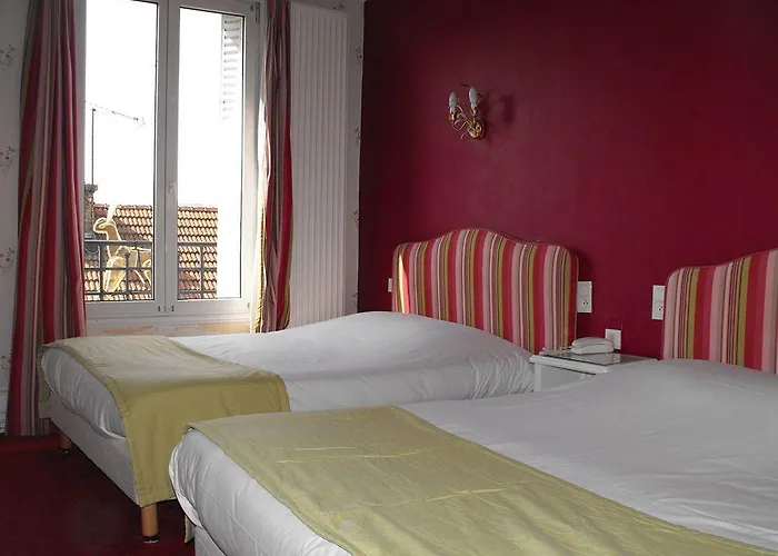 ドゥ ラ カテドラル ホテル ランス